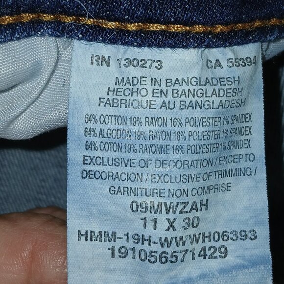 WOMENS WRANGLER BOOT CUT JEAN, SIZE 11 X 30, GREAT CONDITION, CLASSIC JEANS - Picture 10 of 10